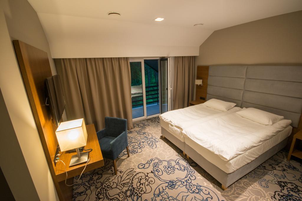 Rezydencja Sosnowa Luxury Hotel Janow Lubelski Ngoại thất bức ảnh