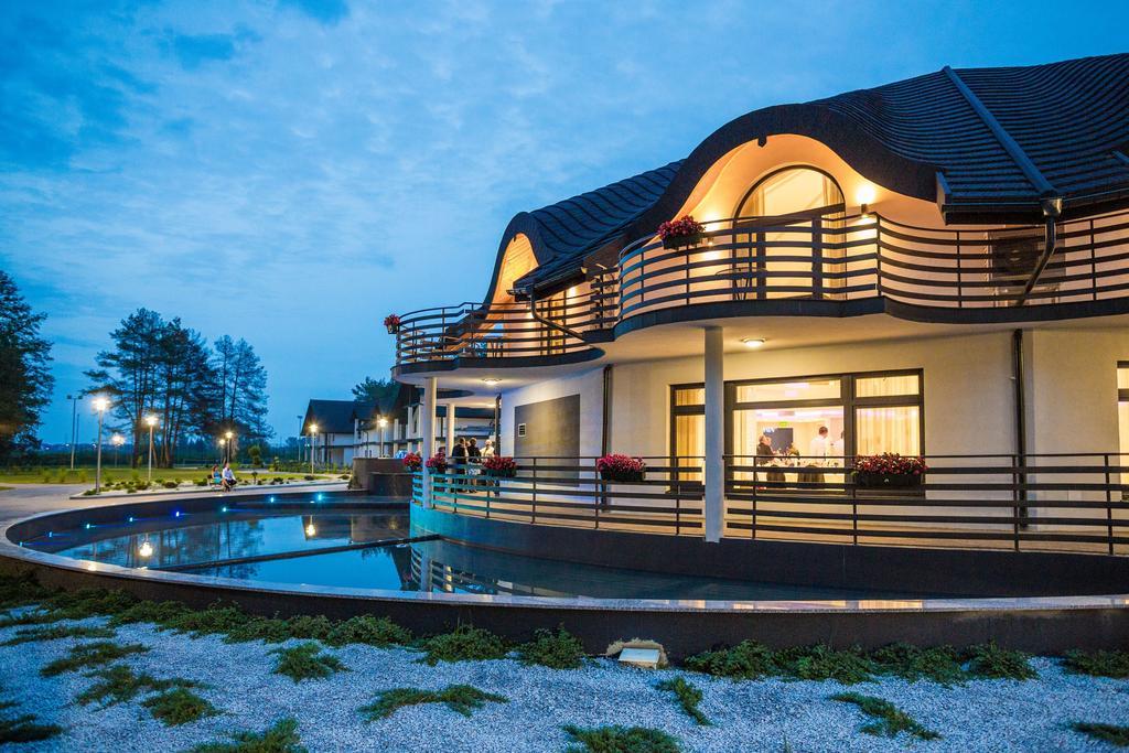 Rezydencja Sosnowa Luxury Hotel Janow Lubelski Ngoại thất bức ảnh